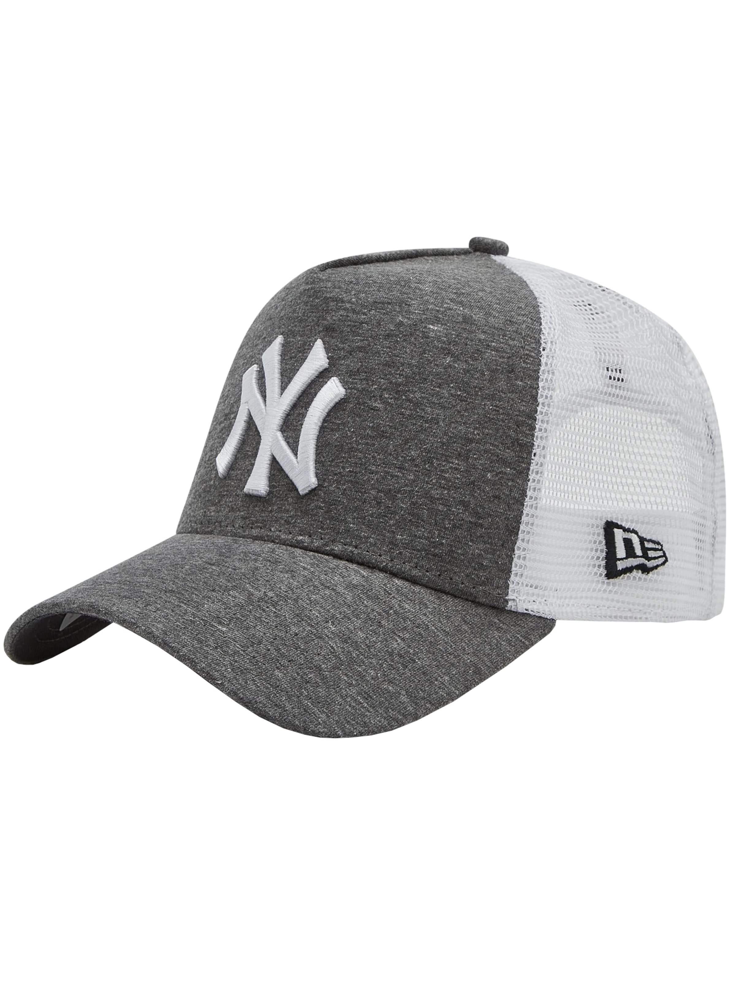 NEW ERA Cap 'New Era Jersey Ess 9FORTY New York Yankees' in Grey: front