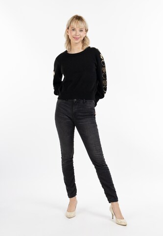 MYMO Sweater in Black