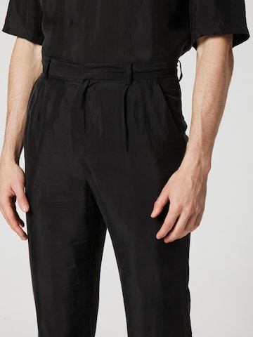 ABOUT YOU x Kevin Trapp Loose fit Pleat-front trousers 'Ron' in Black