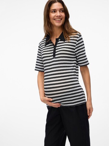 T-shirt Vero Moda Maternity en noir : devant