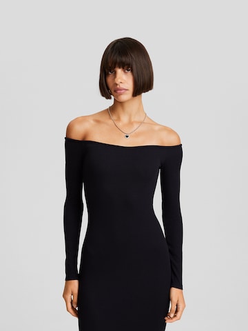 Bershka Kleid in Schwarz: predná strana