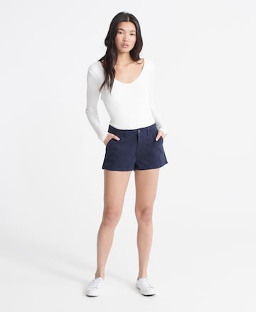 Superdryregular Chino hlače - plava boja
