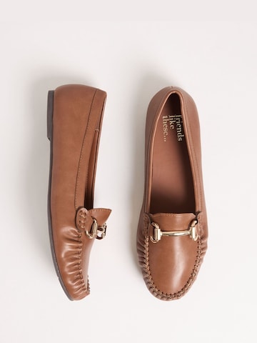 Friends Like These Mokassin in Braun