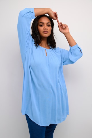 KAFFE CURVE Tunic 'Ami' in Blue: front