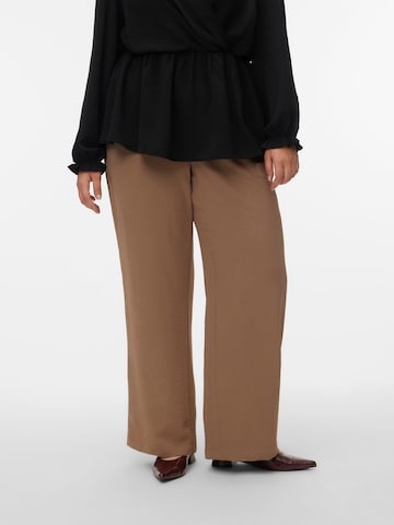 Vero Moda Curve - Pierna ancha Pantalón 'VMCALVA' en marrón: frente