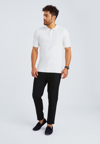 Leif Nelson Shirt in White: front