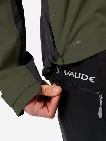 VAUDE Outdoor jacket 'M Moab Pro Rain J' in Green