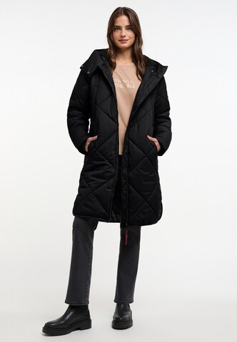 Frieda & Freddies NY Between-Seasons Coat in Black