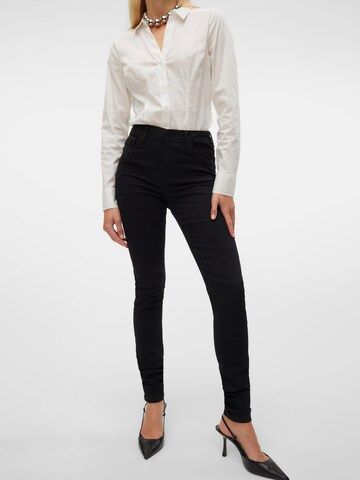VERO MODA Skinny Pants in Black: front