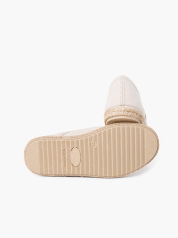 Pisamonas Low shoe in Beige