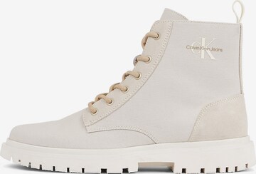 Calvin Klein Jeans Veterboots in Beige: voorkant