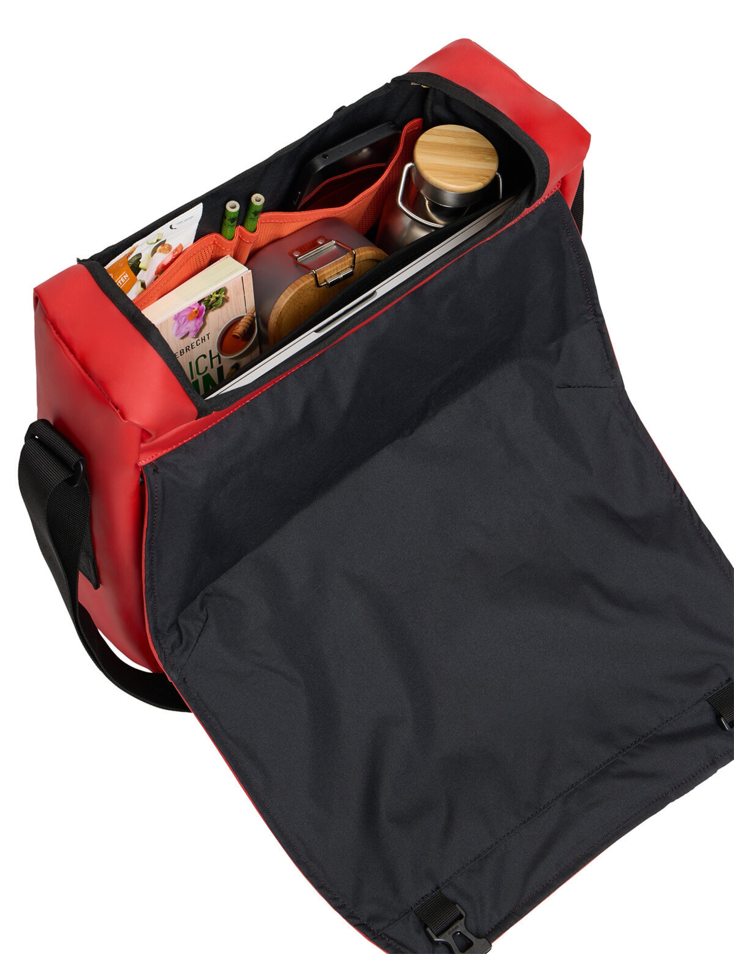 VAUDE Sports bag 'Aguni' in Red