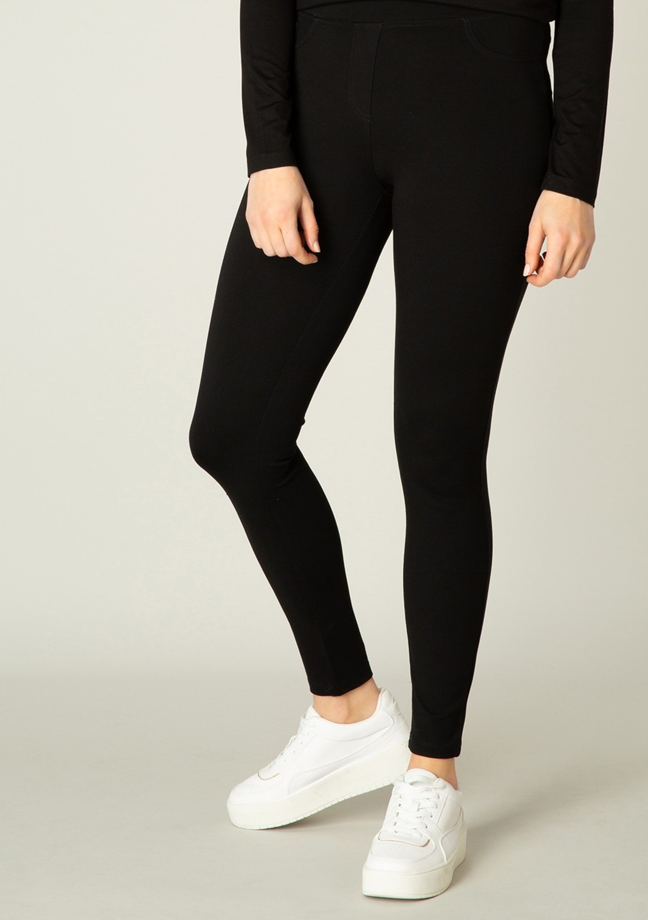 Frauen Große Größen BASE LEVEL Treggings 'Ornika' in Schwarz - DY57211 Frauen Große Größen BASE LEVEL Treggings 'Ornika' in Schwarz - DY57211