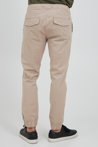 !Solid Tapered Pants in Beige