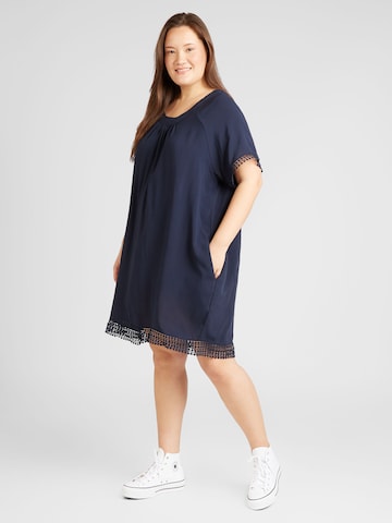 Z-One Dress 'So44raya' in Blue: front