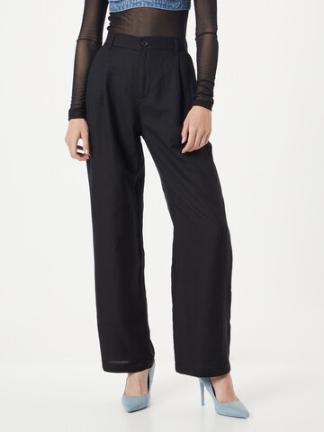 Lindex Loose fit Pleat-Front Pants 'Ragna' in Black: front