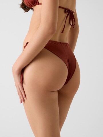 GUESS Bikini Bottoms in Brown