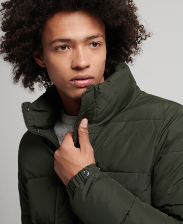 Superdry Winterjacke in Grün