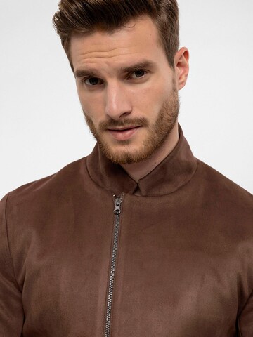 Antioch Between-Season Jacket in Brown