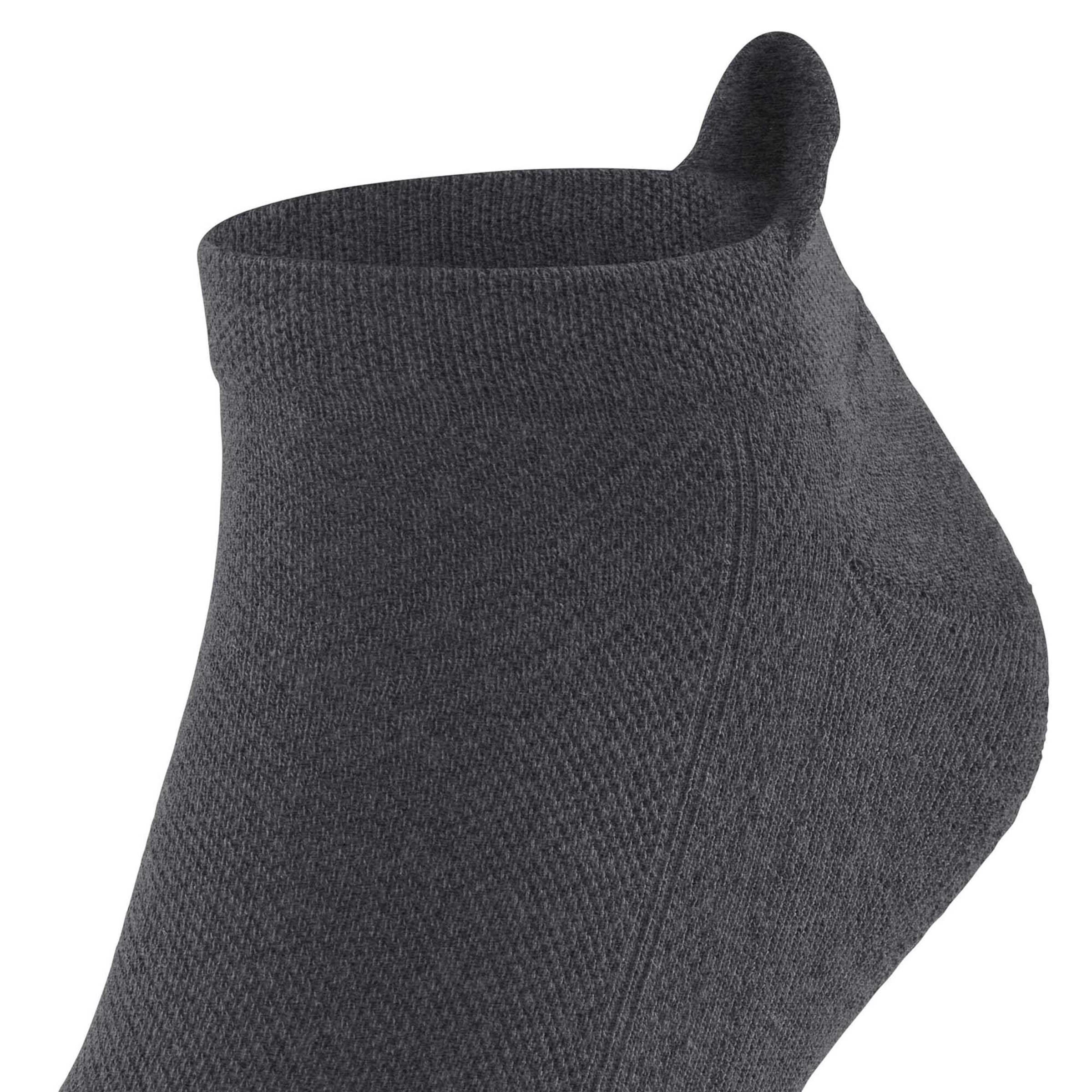 FALKE Sportsockor 'Cool Kick' i grå