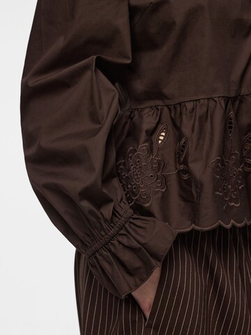 PIECES Bluse 'PCFeluca' i brun