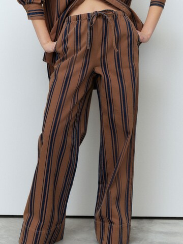 Wide leg Jeans di Next in marrone