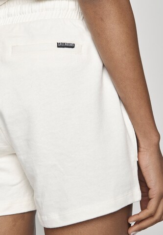 Regular Pantalon GREENBOMB en blanc