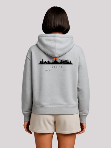 Sweat-shirt 'Escape Discover the World Asian Town' F4NT4STIC en gris : devant