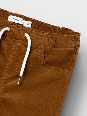 NAME IT Loosefit Broek 'NMMBEN' in Bruin