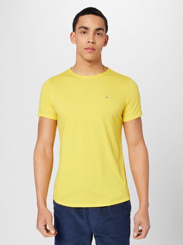 Tommy Jeans Тениска 'JASPE' в жълто: отпред