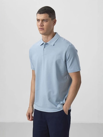 Tommy Life Shirt in Blue: front