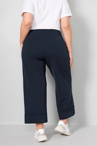 Sara Lindholm Loose fit Pants in Blue