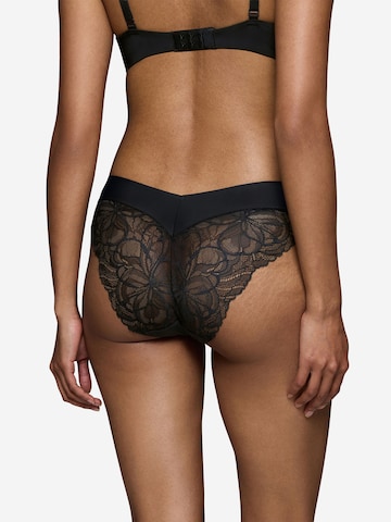 TRIUMPH Tai-Slip ' Red Label Body Make-Up Illusion Lace ' in Schwarz