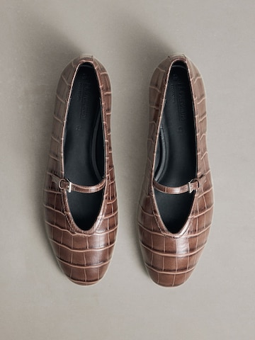 Next Ballerina met riempjes 'N. Premium' in Bruin