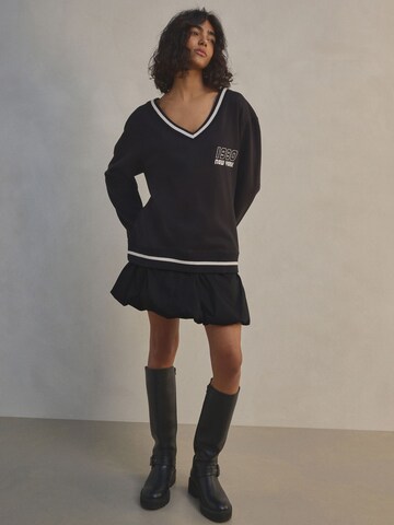 Next Sweatshirt in Schwarz