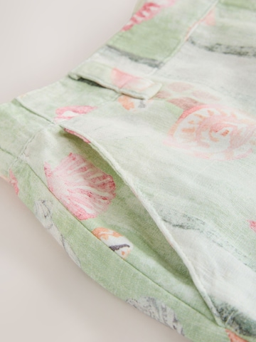 Regular Pantalon 'National Trust x Next' Next en vert