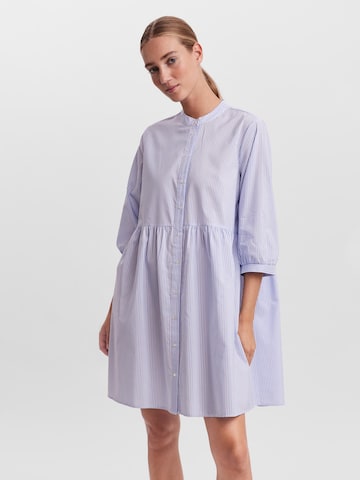 Robe-chemise 'Sisi' VERO MODA en bleu : devant