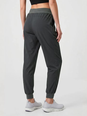 Tommy Life Tapered Hose in Grün