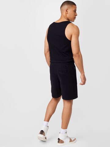 Superdry Regular Sportshorts in Schwarz