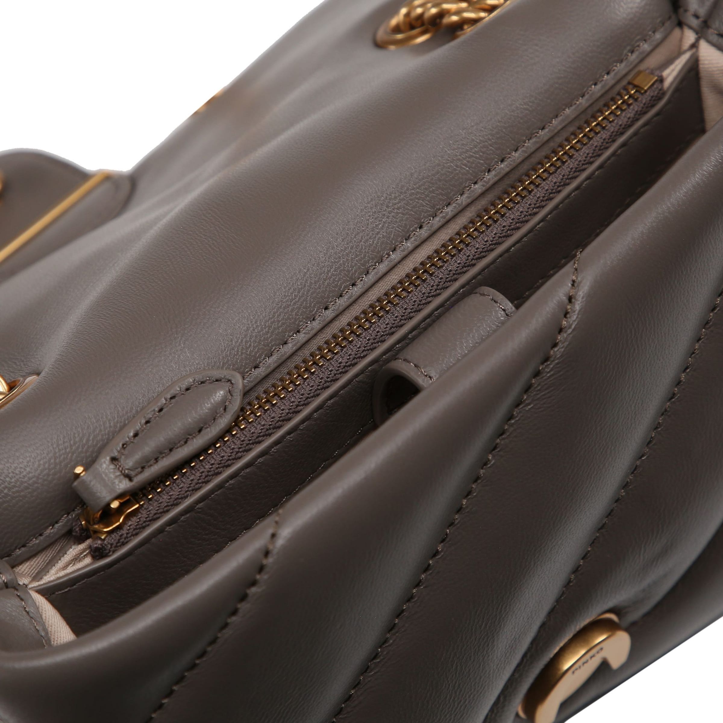 Borsa a tracolla 'Love' di PINKO in grigio