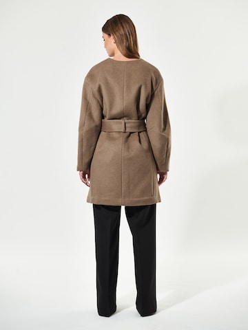 Dea Kudibal - Chaqueta de entretiempo ' DEA ' en marrón