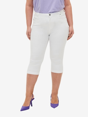 Slimfit Jeans 'Amy' di Zizzi in bianco: frontale