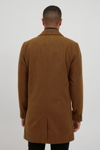 !Solid Between-Seasons Coat 'SDTave' in Brown