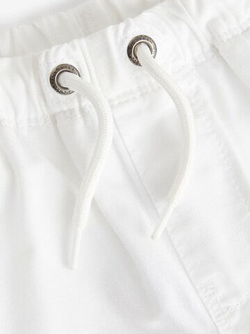 Next - regular Pantalón en blanco