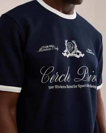 Tricou de la WE Fashion pe albastru