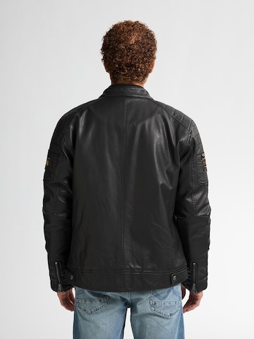 Petrol Industries - Chaqueta de entretiempo en negro