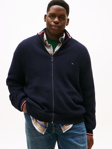 Tommy Hilfiger Big & Tall Вязаная кофта в Синий: спереди