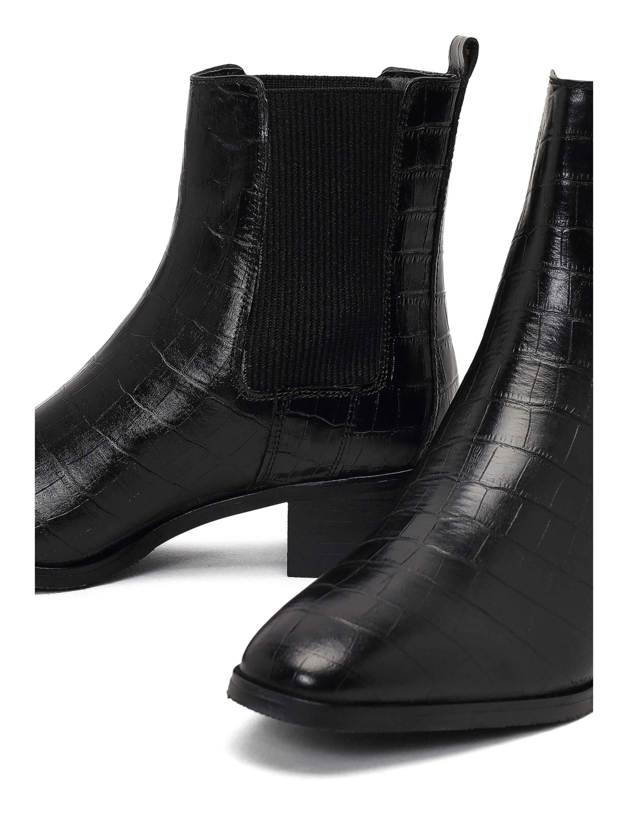 Derimod Chelsea boots in Black