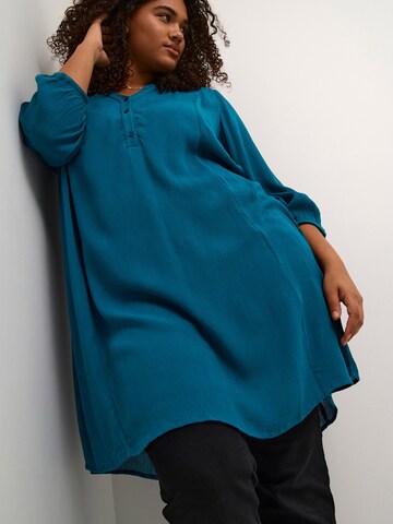 KAFFE CURVE Kleid 'Louisa' in Blau