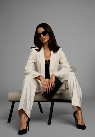 HECHTER PARIS Blazer in Beige